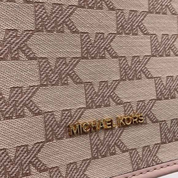 MICHAEL KORS Briley Small Logo Messenger XBODY Bag POWDER BLUSH MULTI - Picture 10 of 16